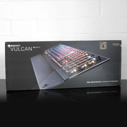 ROCCAT Vulcan 121 AIMO Gaming Tastatur, mechanisch, schwarz